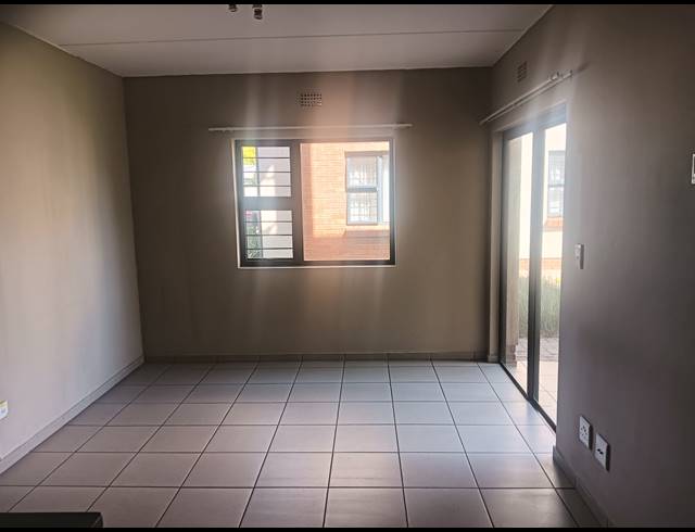2 BEDROOM SECTIONAL TITLE FOR SALE IN RAVENSWOOD